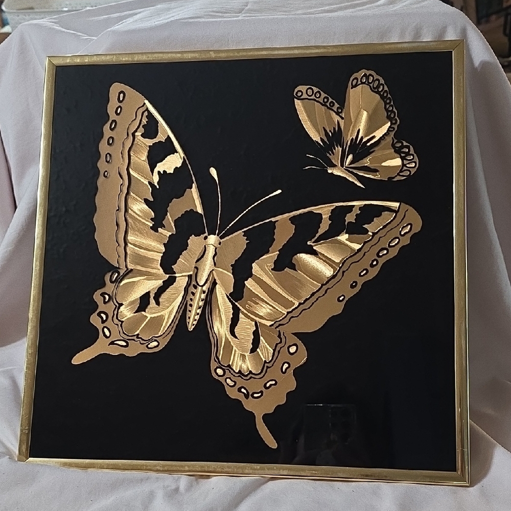 Elegant Gold Butterfly Wall Art Decor